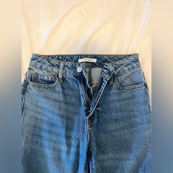 Pacsun Medium Blue Mom Jeans - Size 22 - Picture 2 of 5